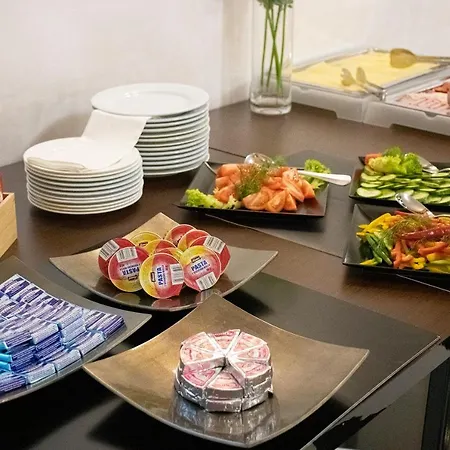 Otel Capital With Private Wellness