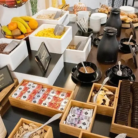 Hotel Capital With Private Wellness 4*