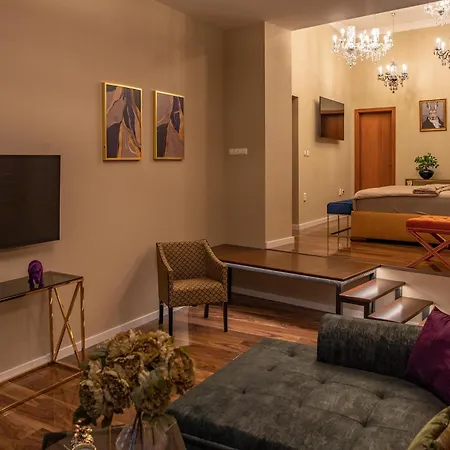 Ξενοδοχείο Capital With Private Wellness Νίτρα