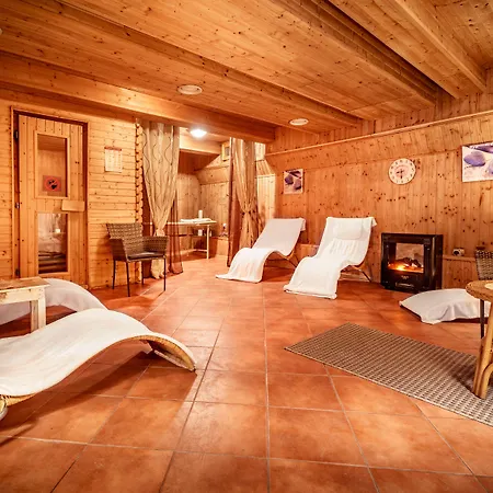 Hotel Capital With Private Wellness