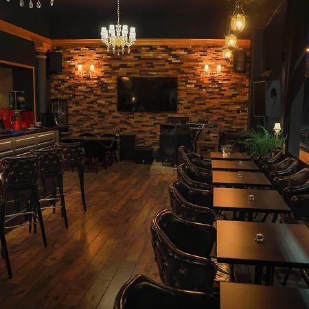 Capital With Private Wellness Ξενοδοχείο