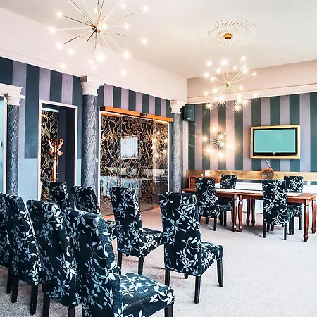 Hotel Capital With Private Wellness