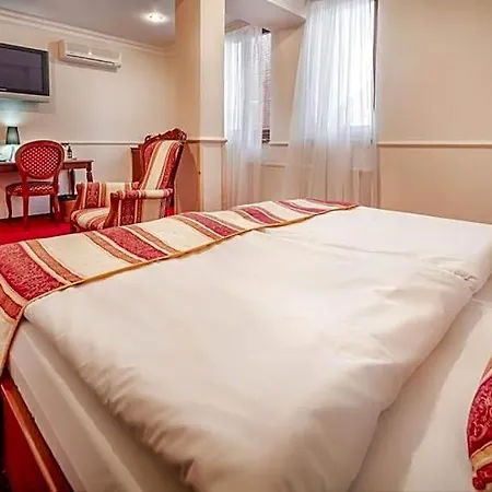 Szálloda Capital With Private Wellness 4*