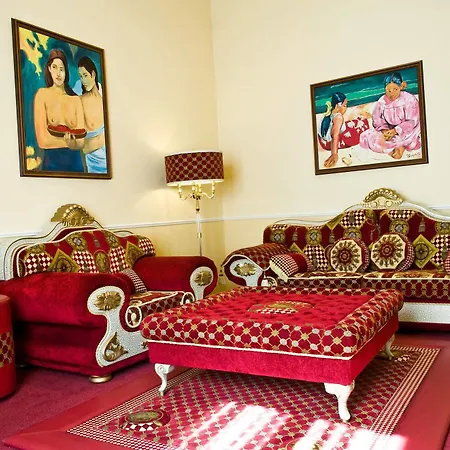 Capital With Private Wellness Ξενοδοχείο Νίτρα