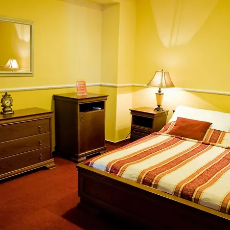 Capital With Private Wellness Hotel