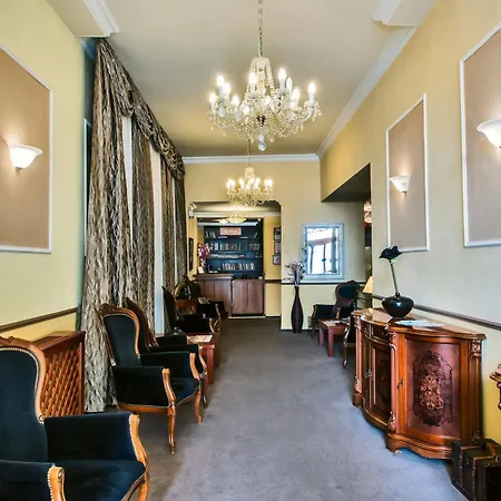 Capital With Private Wellness Ξενοδοχείο