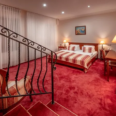Capital With Private Wellness Hotel 4*